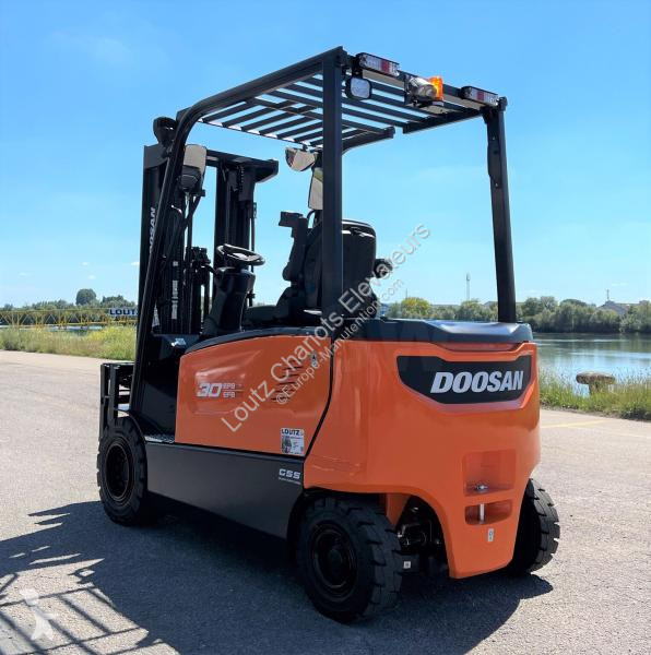 Stivuitor Doosan  B30X-7PLUS