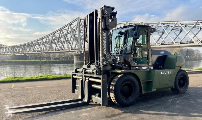 Heftruck Doosan  D160S-9