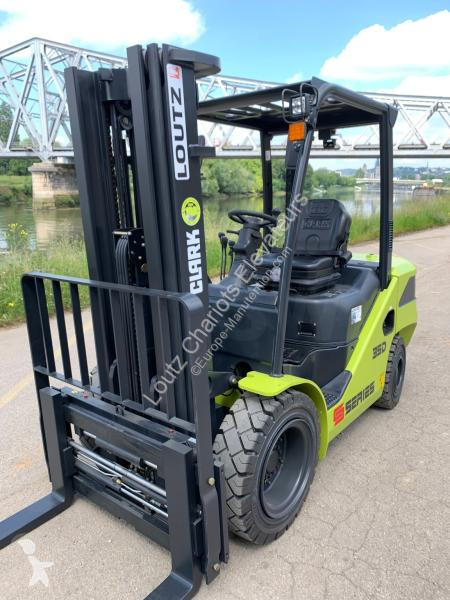 Chariot élévateur Clark  S35D