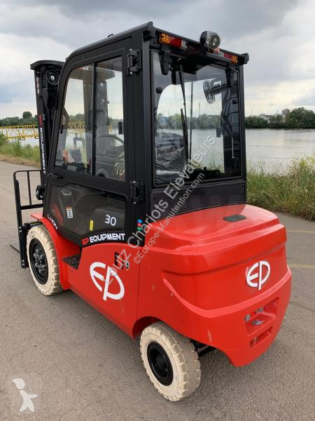 Chariot élévateur   EFL303