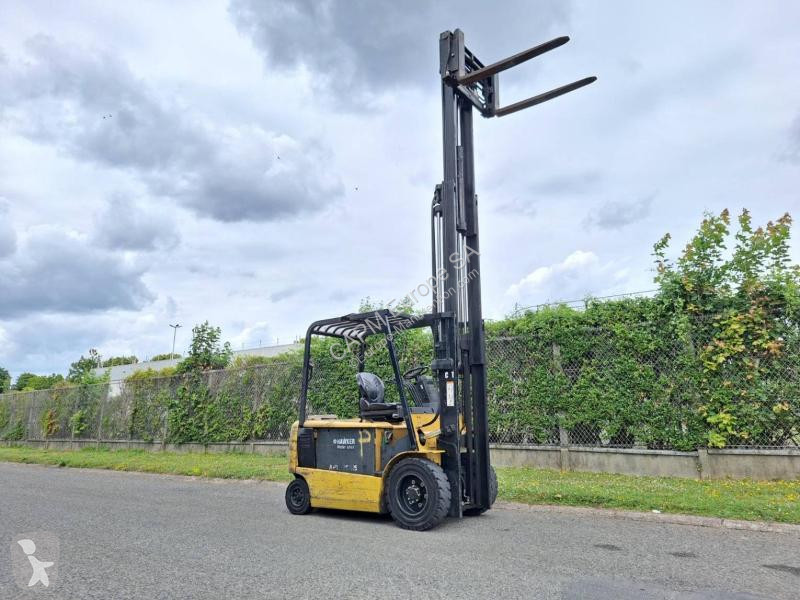 رافعة شوكية Caterpillar  EP30K