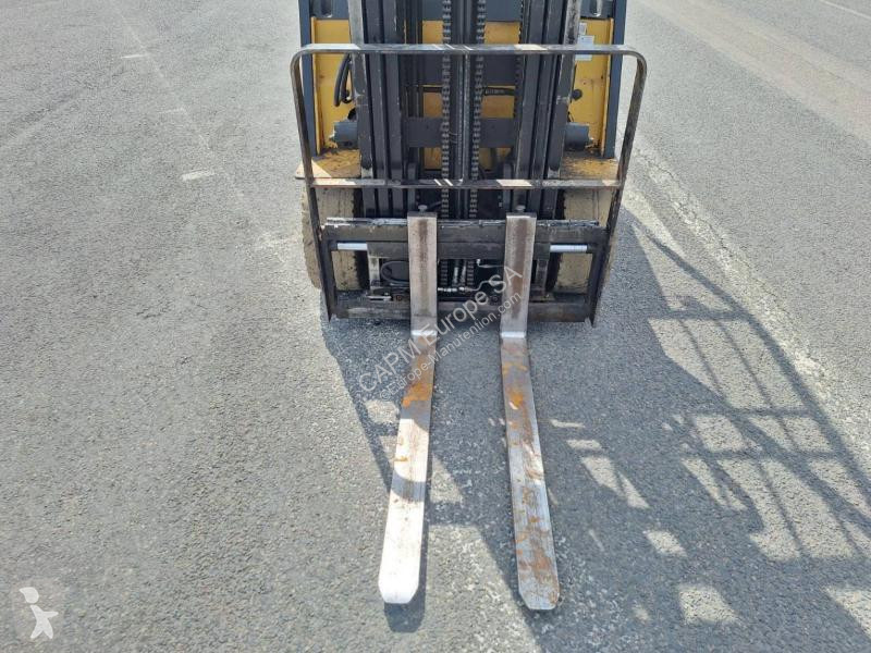 Heftruck Caterpillar KP