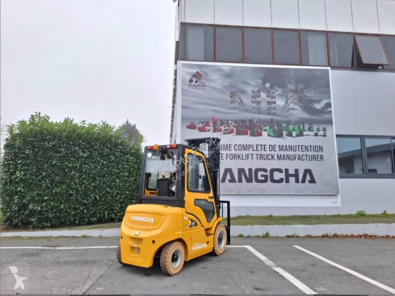 Teleskopický manipulátor Hangcha  XE25i...