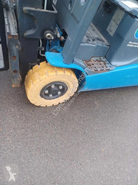 رافعة شوكية Toyota 8FBE16T - FSW 4500