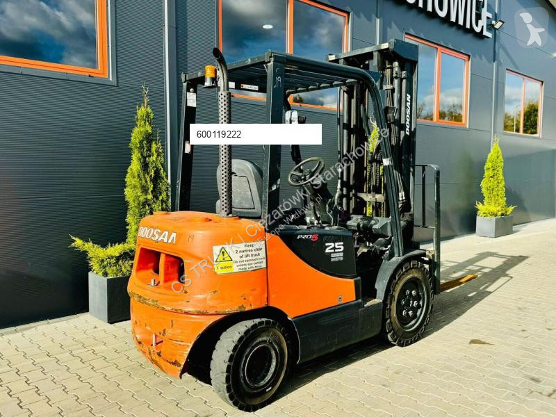 Teleskopický manipulátor Doosan DOOSAN 2,5 Tony...