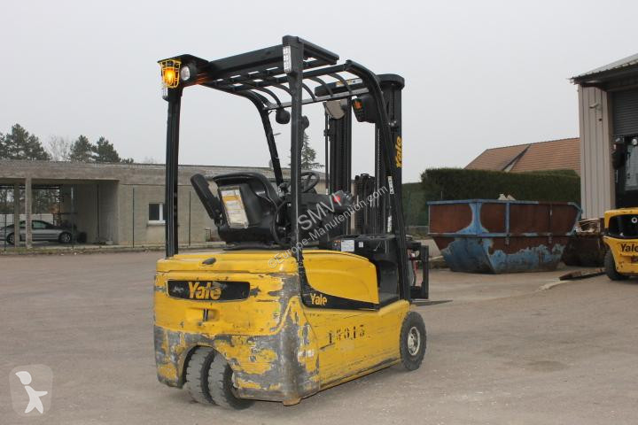 Chariot élévateur Yale  ERP16VT