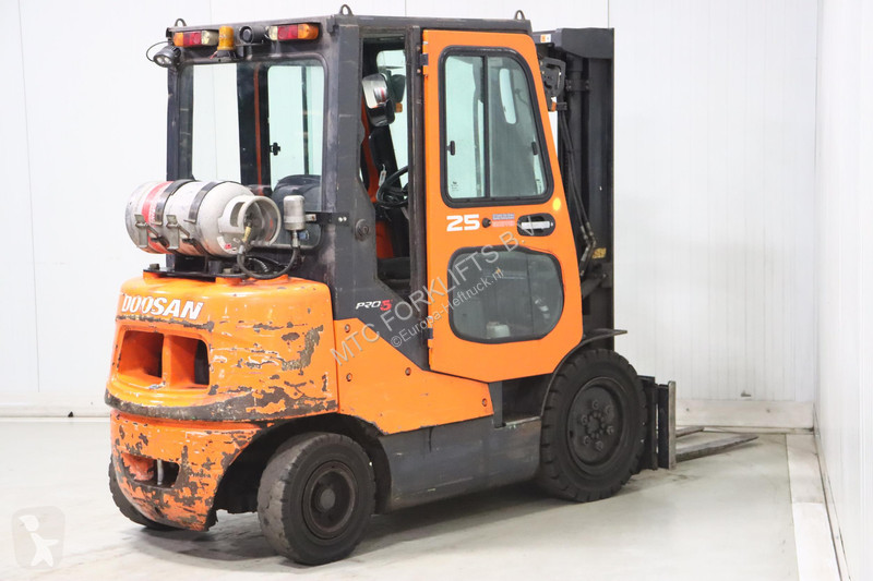 Stivuitor Doosan G25E-5