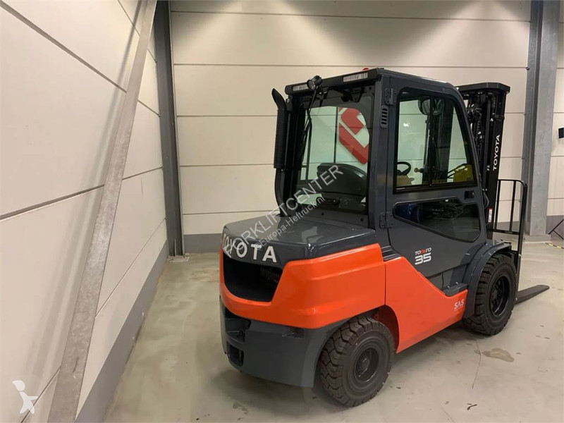 Heftruck Toyota 52-8FDJF35