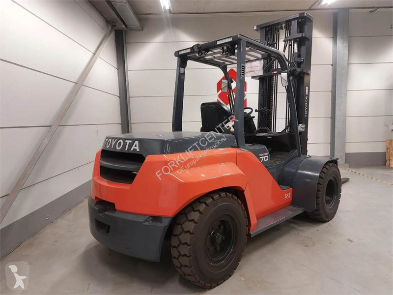 Carrello elevatore Toyota 8FD70F