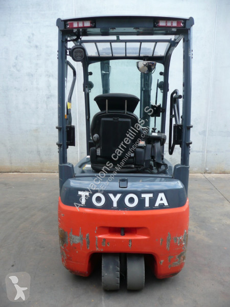 Carretilla elevadora Toyota 8FBE18T