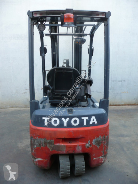 Carrello elevatore Toyota 8FBE16T