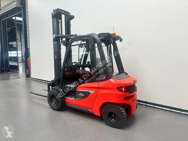 Chariot élévateur Linde 1202 H 35 D-01. Airco