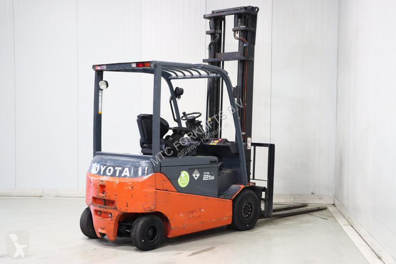 Heftruck Toyota 8FBMT25