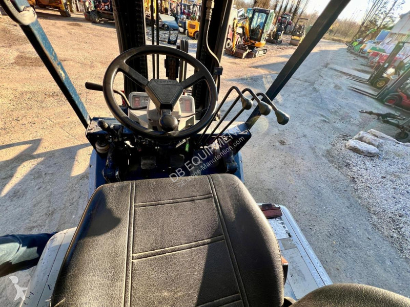 Carrello elevatore Komatsu  Chariot élévateur à...