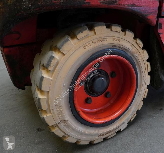 Teleskopický manipulátor Linde  E 30 L 387