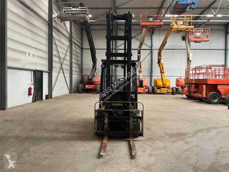 Chariot élévateur Yale GDP 35 VX
