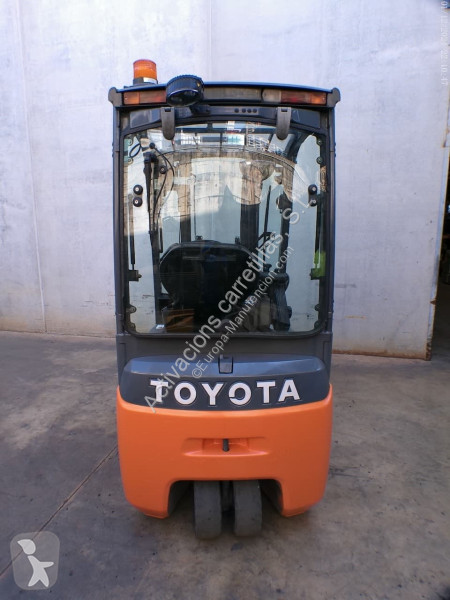 Carretilla elevadora Toyota 8FBE15T