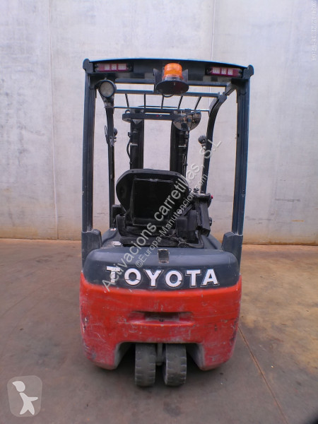 Carretilla elevadora Toyota 8FBE15T