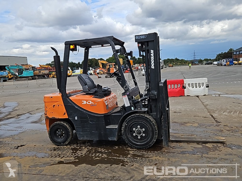 Carrello elevatore  D30GP