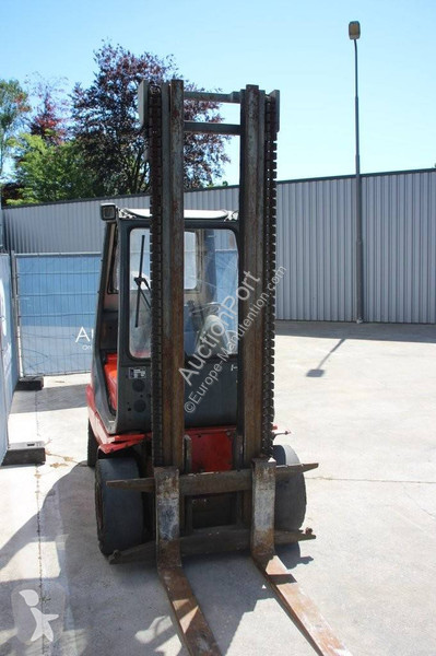 Carretilla elevadora Linde D-02