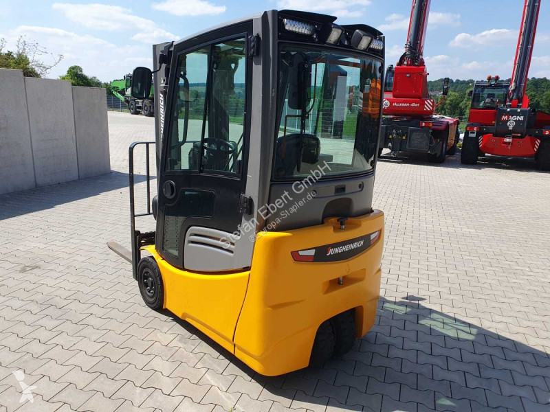 رافعة شوكية Jungheinrich EFG 215 / Triplex:...