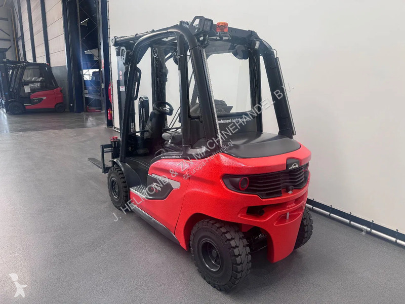 Кар Linde 1202-01 H 20 D-01/600 DEMO