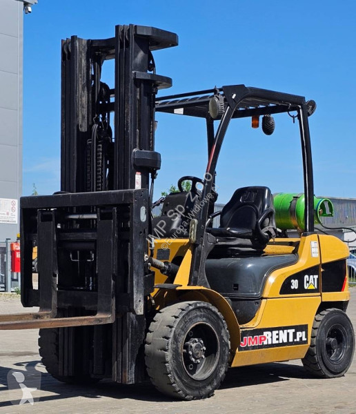 رافعة شوكية Caterpillar GP 30 N