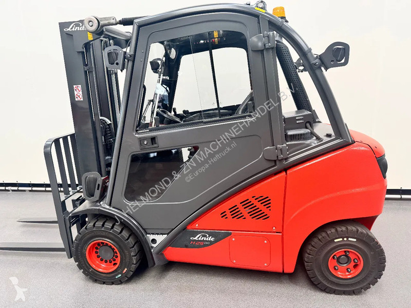 رافعة شوكية Linde 392 H 25 D-02