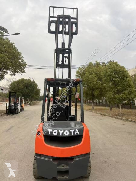 Vysokozdvižný vozík Toyota 3-Ton