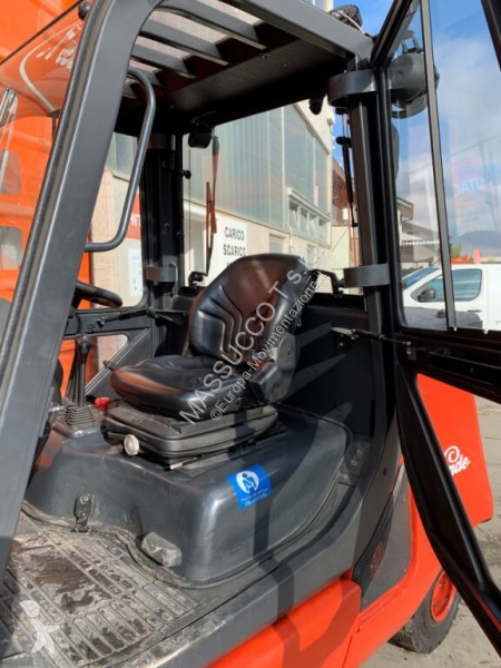 Vysokozdvižný vozík Linde E40P-02