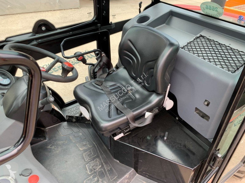 رافعة شوكية Manitou MC30-4 DK
