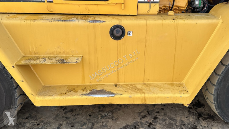 رافعة شوكية Caterpillar V225C