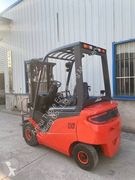 Vysokozdvižný vozík Linde 2.5-Ton