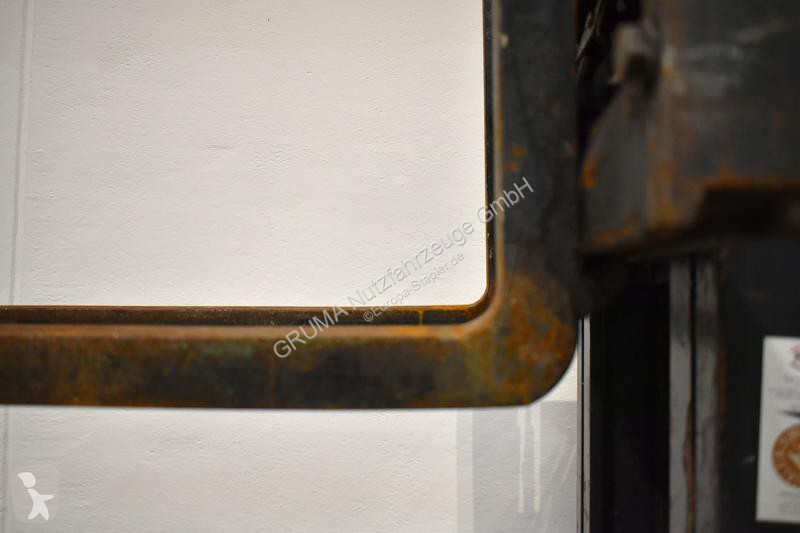 Vysokozdvižný vozík Linde  E 16 386