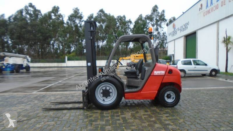 رافعة شوكية Manitou MSI 25