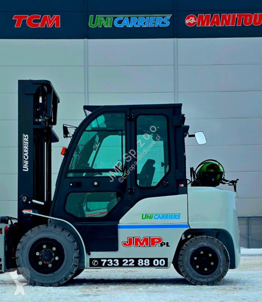 رافعة شوكية Unicarriers J1F4A40LQ  GX40