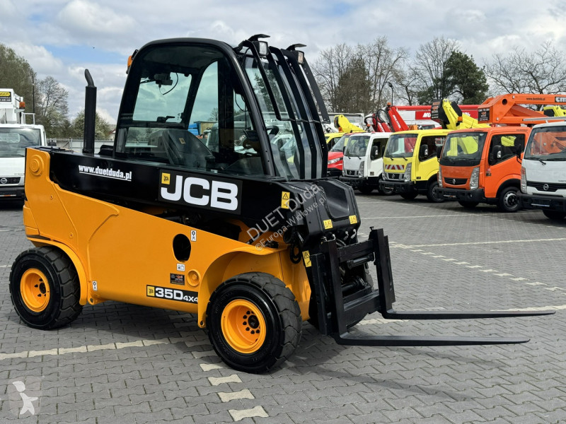 Автопогрузчик JCB 35D 4x4 T4 TELESKOP /...