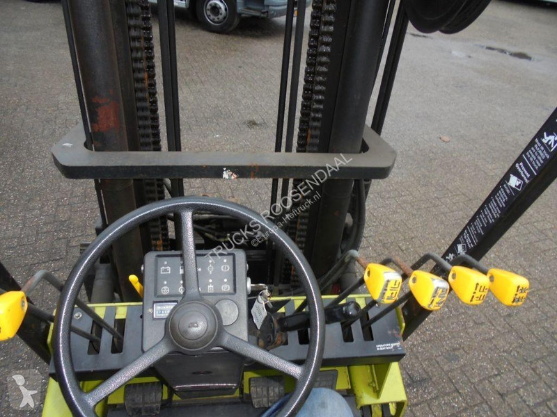 Vysokozdvižný vozík Clark GCX 40 + LPG