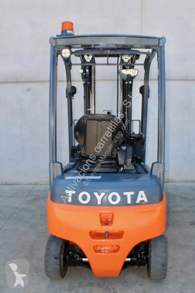 رافعة شوكية Toyota 8FBMK16T