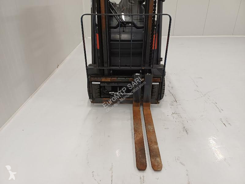 رافعة شوكية Linde