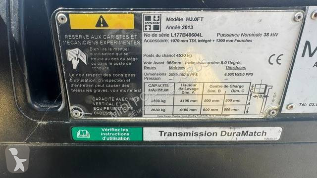 رافعة شوكية Hyster