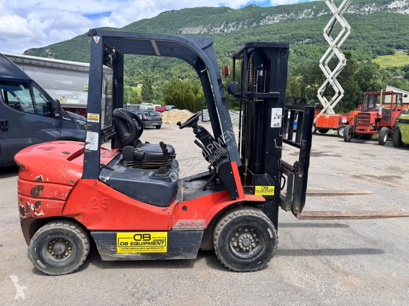 Кар Feeler Chariot élévateur diesel 2,5T 4,7m