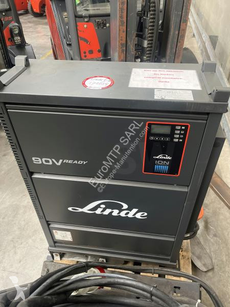 رافعة شوكية Linde  E80-900