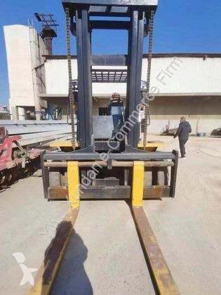 رافعة شوكية ثقيلة Komatsu