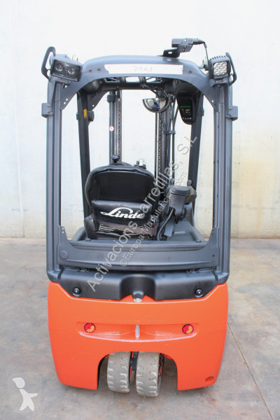 رافعة شوكية Linde