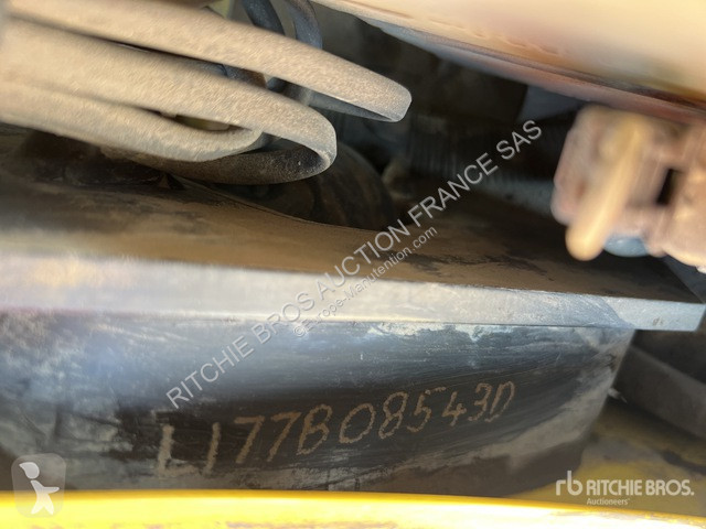 رافعة شوكية Hyster