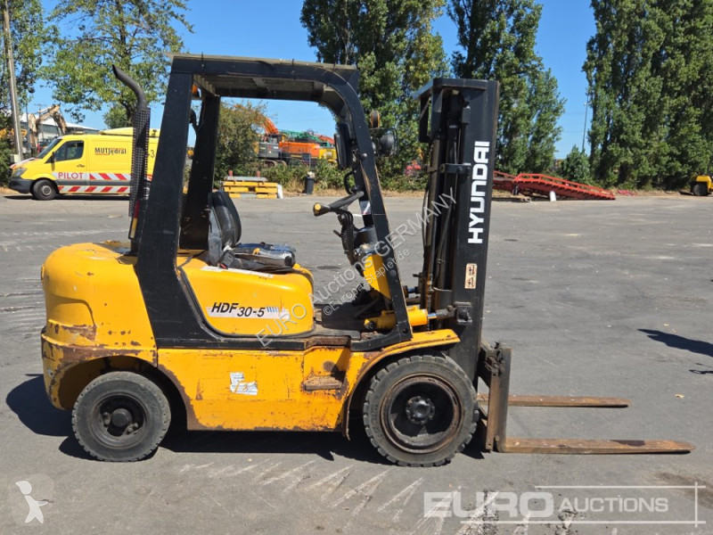 رافعة شوكية Hyundai HDF30-5