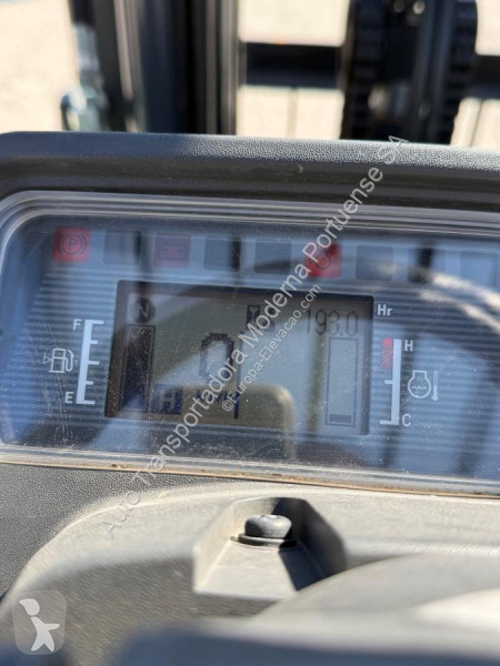 رافعة شوكية Mitsubishi  FDE 25