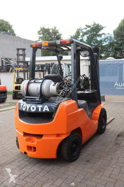 Vysokozdvižný vozík Toyota