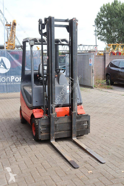 Stivuitor Linde R16T